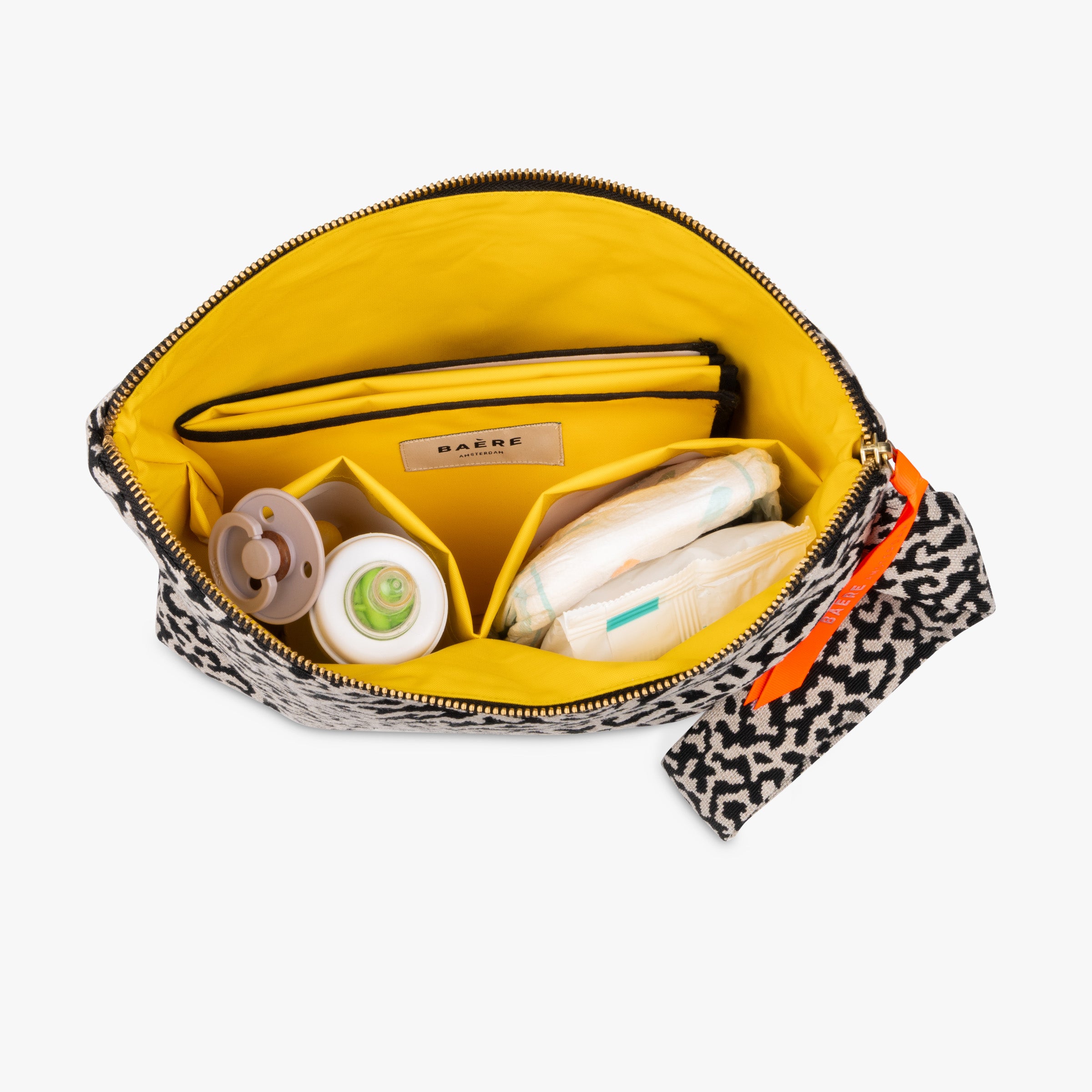 Schwarze Koralle POUCH | Windeltasche